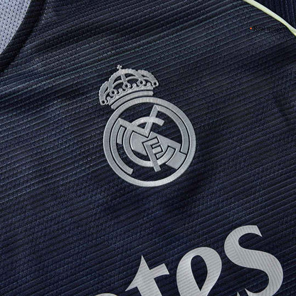 Tricouri Fotbal Real Madrid VALVERDE #8 Deplasare 2025/26 Authentic - Premium