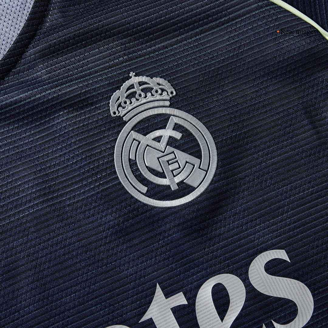 Tricouri Fotbal Real Madrid MBAPPÉ #9 Deplasare 2025/26 Authentic - Premium