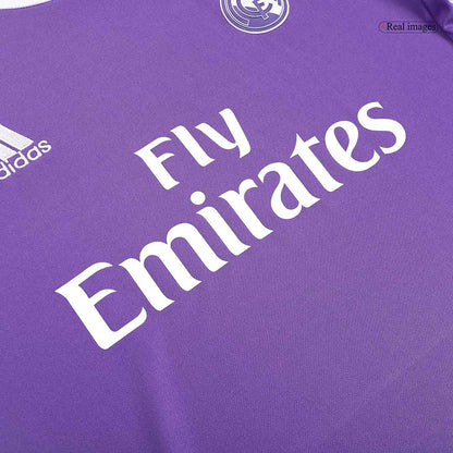 Tricouri Fotbal Vintage Real Madrid MODRIĆ #19 Deplasare 2016/17