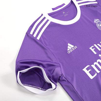Tricouri Fotbal Vintage Real Madrid RONALDO #7 Deplasare 2016/17